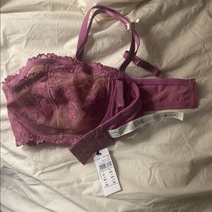 Intimissimi Lace Underwire Bra in bright violet
